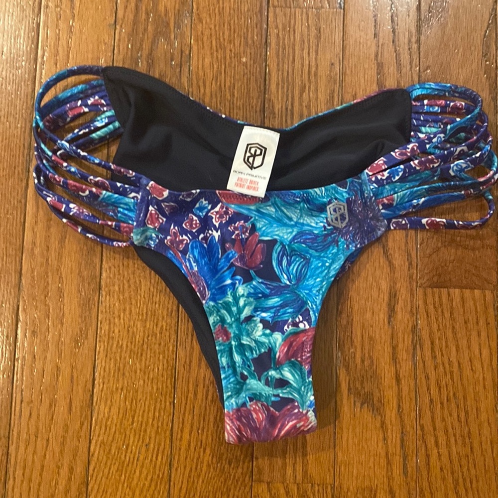 Born primitive bikini bottoms